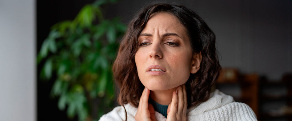 Cómo quitar la tos y el dolor de garganta